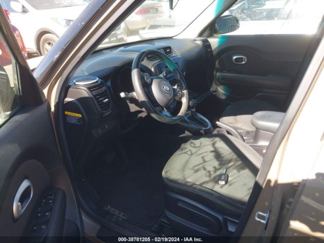 Photo 4 VIN: KNDJP3A5XF7112140 - KIA SOUL 