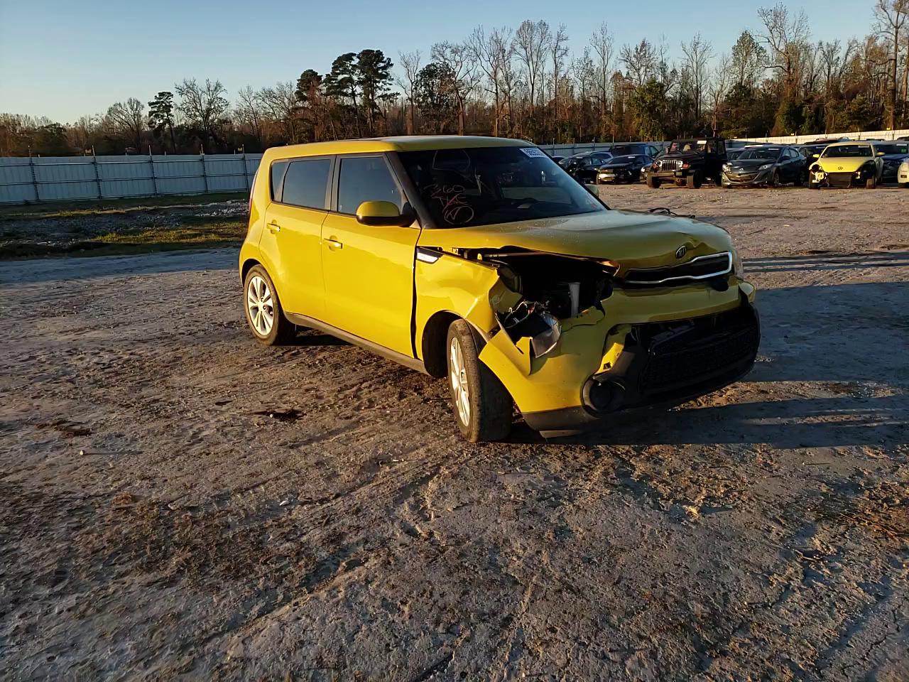 Photo 10 VIN: KNDJP3A5XF7115345 - KIA SOUL + 