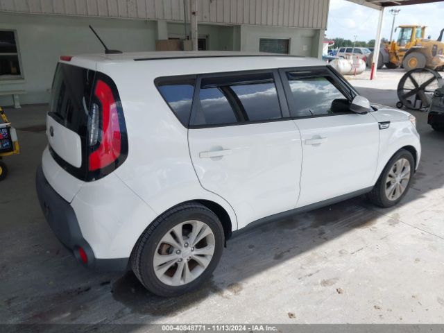 Photo 3 VIN: KNDJP3A5XF7162004 - KIA SOUL 