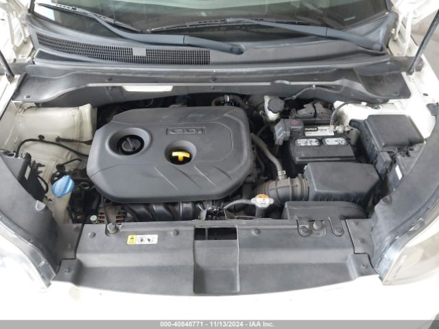 Photo 9 VIN: KNDJP3A5XF7162004 - KIA SOUL 