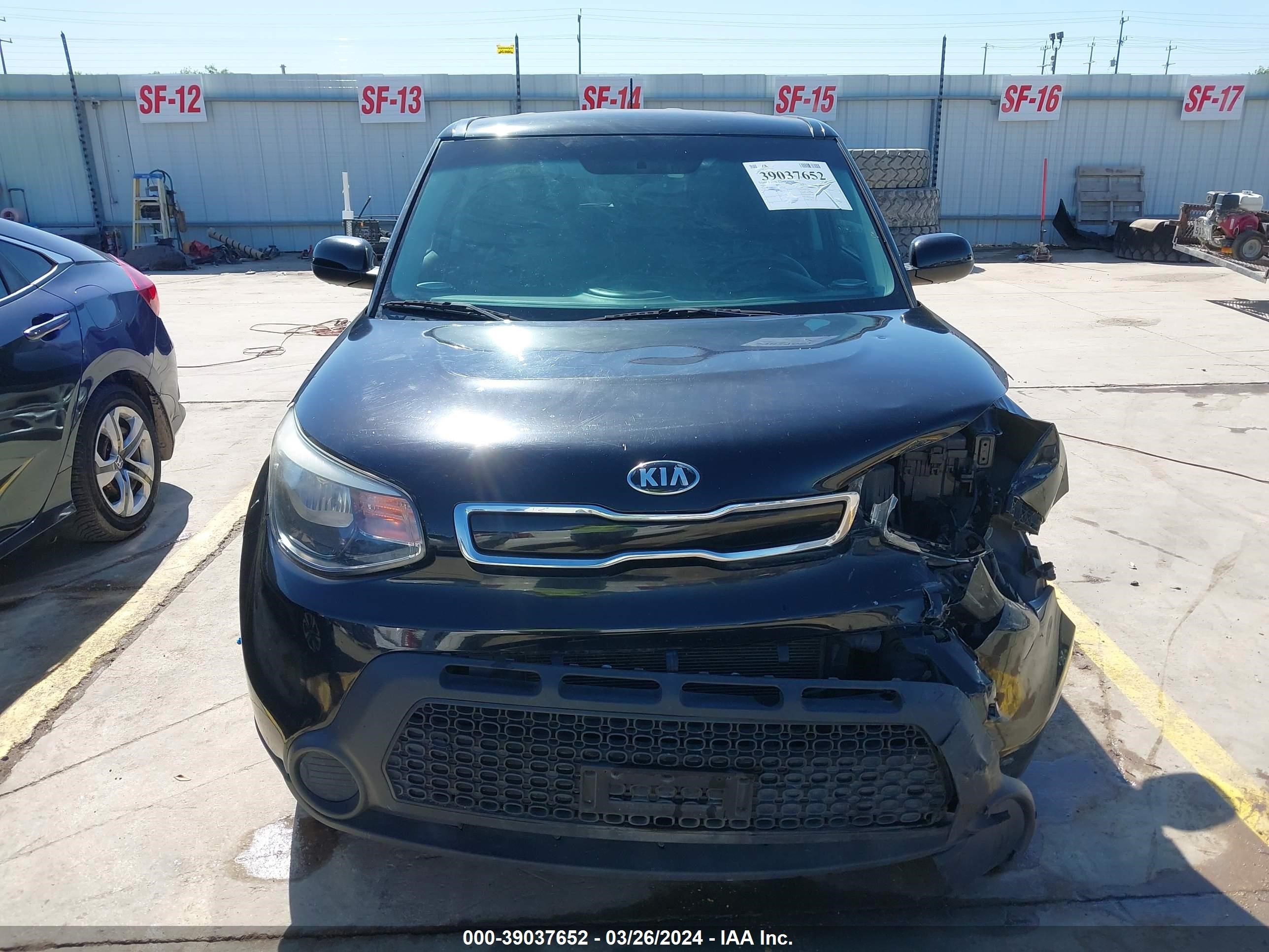 Photo 11 VIN: KNDJP3A5XF7235646 - KIA SOUL 