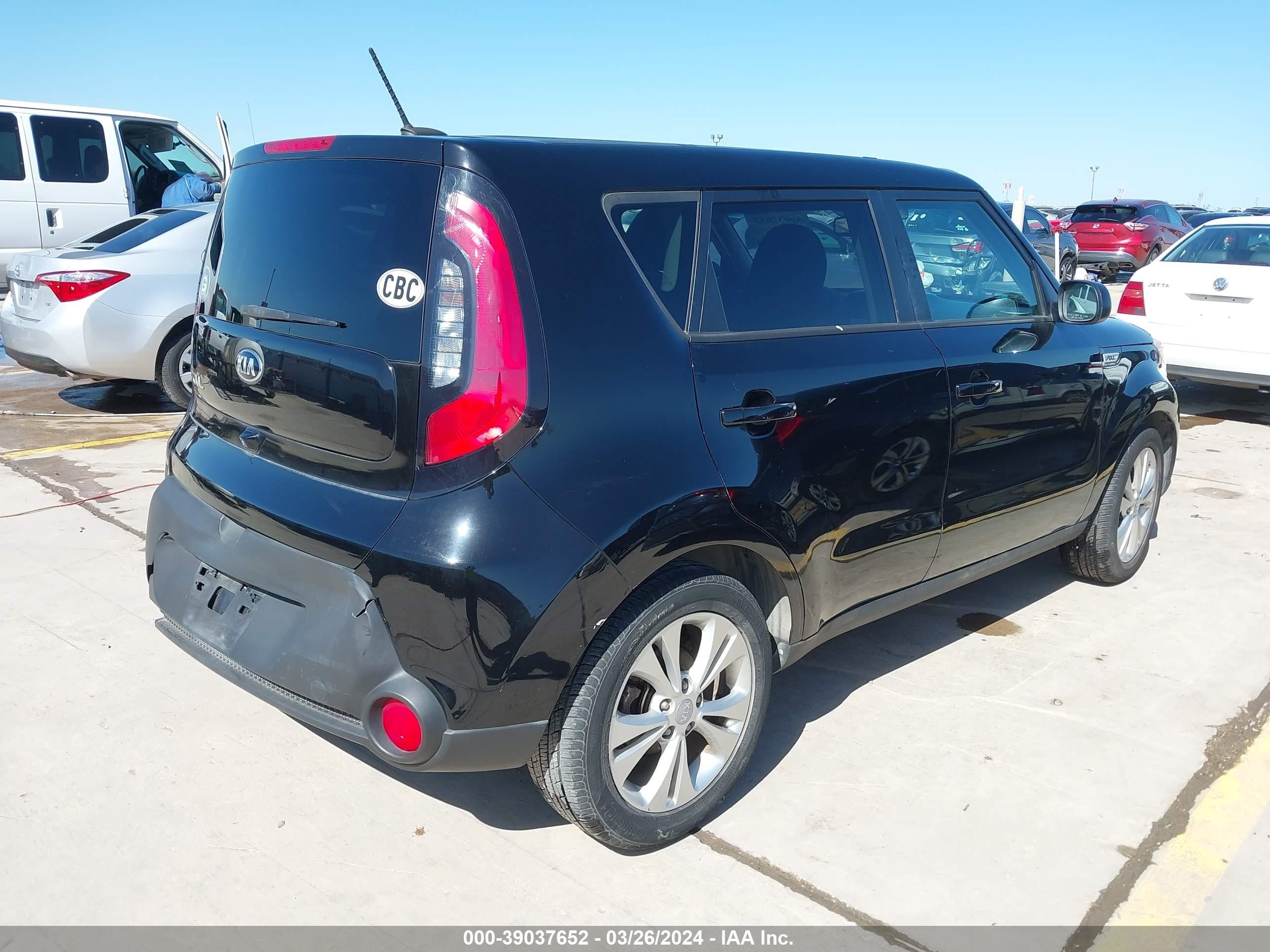 Photo 3 VIN: KNDJP3A5XF7235646 - KIA SOUL 