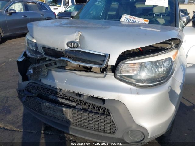 Photo 5 VIN: KNDJP3A5XF7784392 - KIA SOUL 