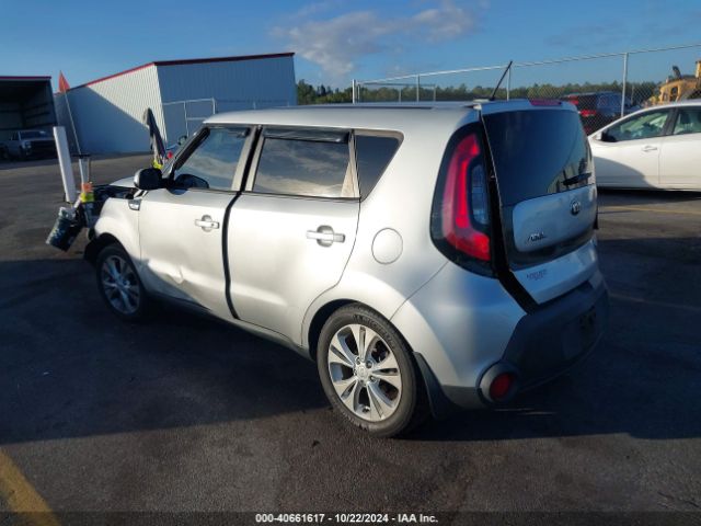 Photo 2 VIN: KNDJP3A5XF7786661 - KIA SOUL 