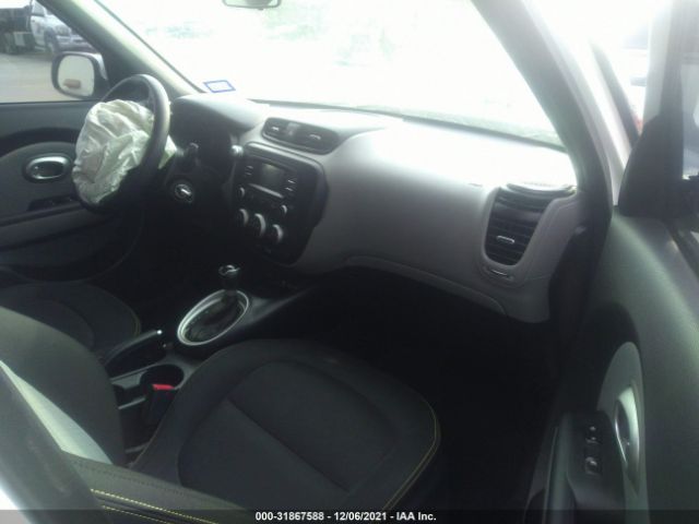 Photo 4 VIN: KNDJP3A5XG7250696 - KIA SOUL 