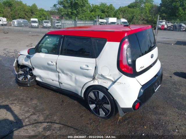 Photo 2 VIN: KNDJP3A5XG7253761 - KIA SOUL 