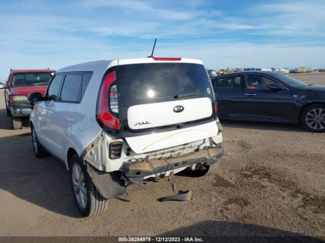 Photo 5 VIN: KNDJP3A5XG7255932 - KIA SOUL 