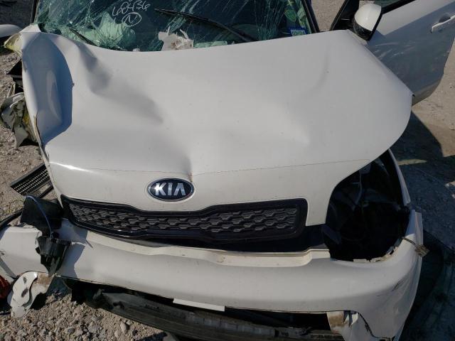 Photo 11 VIN: KNDJP3A5XG7349180 - KIA SOUL + 