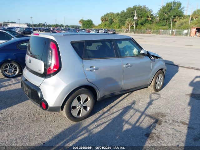 Photo 3 VIN: KNDJP3A5XG7823998 - KIA SOUL 