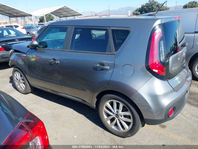 Photo 2 VIN: KNDJP3A5XH7424641 - KIA SOUL 