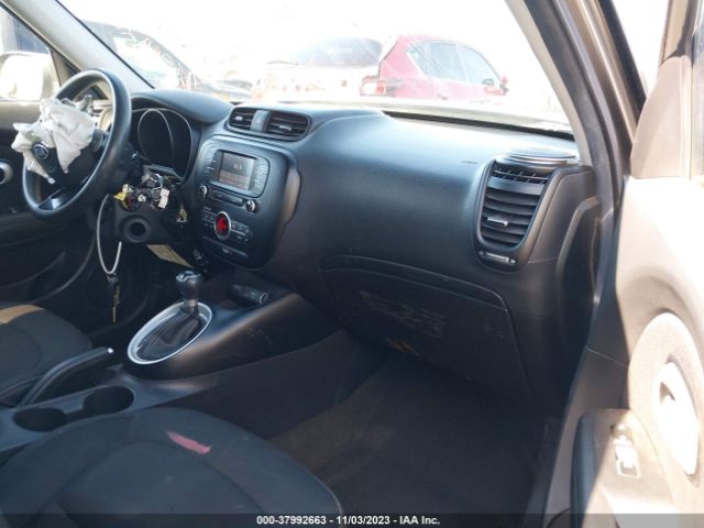 Photo 4 VIN: KNDJP3A5XH7424641 - KIA SOUL 