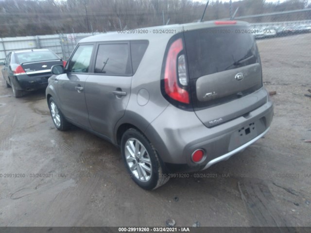 Photo 2 VIN: KNDJP3A5XH7424722 - KIA SOUL 