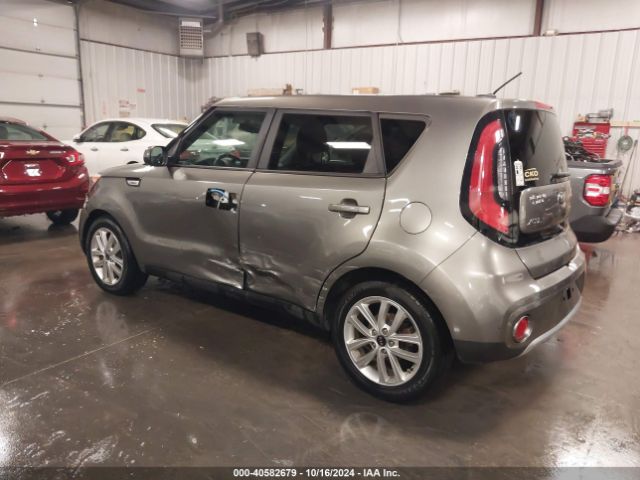 Photo 2 VIN: KNDJP3A5XH7449006 - KIA SOUL 