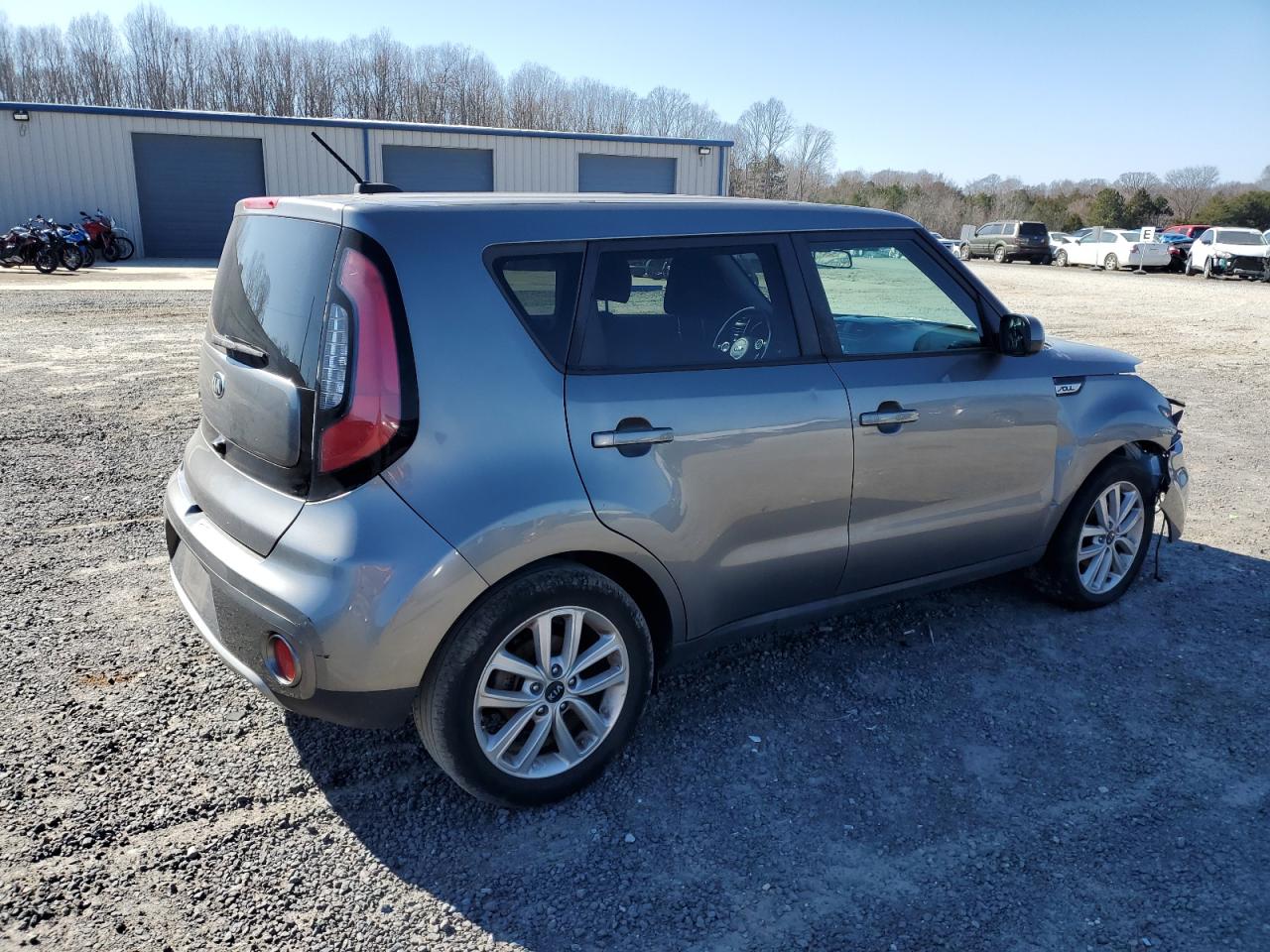 Photo 2 VIN: KNDJP3A5XH7478800 - KIA SOUL 