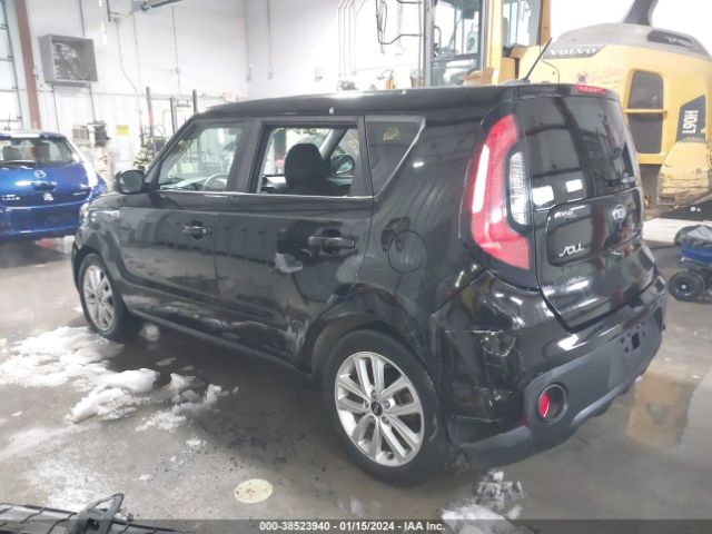 Photo 2 VIN: KNDJP3A5XJ7509422 - KIA SOUL 