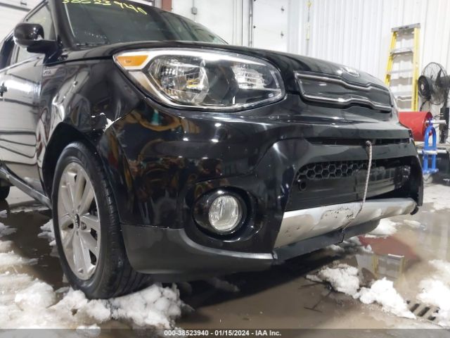 Photo 5 VIN: KNDJP3A5XJ7509422 - KIA SOUL 