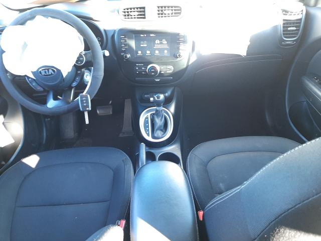 Photo 8 VIN: KNDJP3A5XJ7529931 - KIA SOUL + 