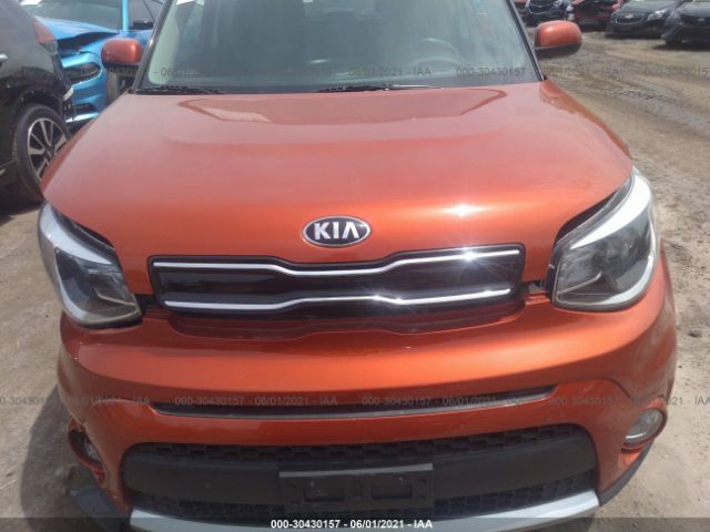 Photo 9 VIN: KNDJP3A5XJ7549676 - KIA SOUL 