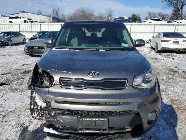 Photo 4 VIN: KNDJP3A5XJ7574643 - KIA SOUL 