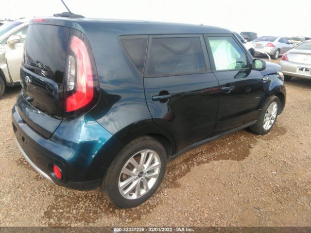 Photo 3 VIN: KNDJP3A5XJ7580670 - KIA SOUL 