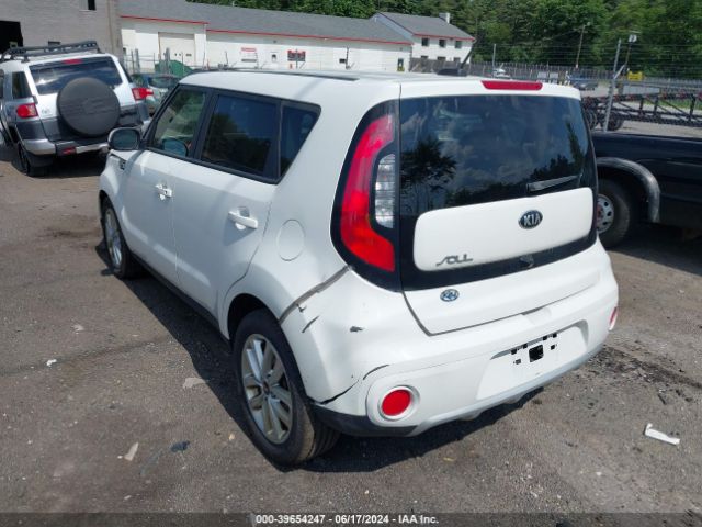 Photo 2 VIN: KNDJP3A5XJ7889796 - KIA SOUL 