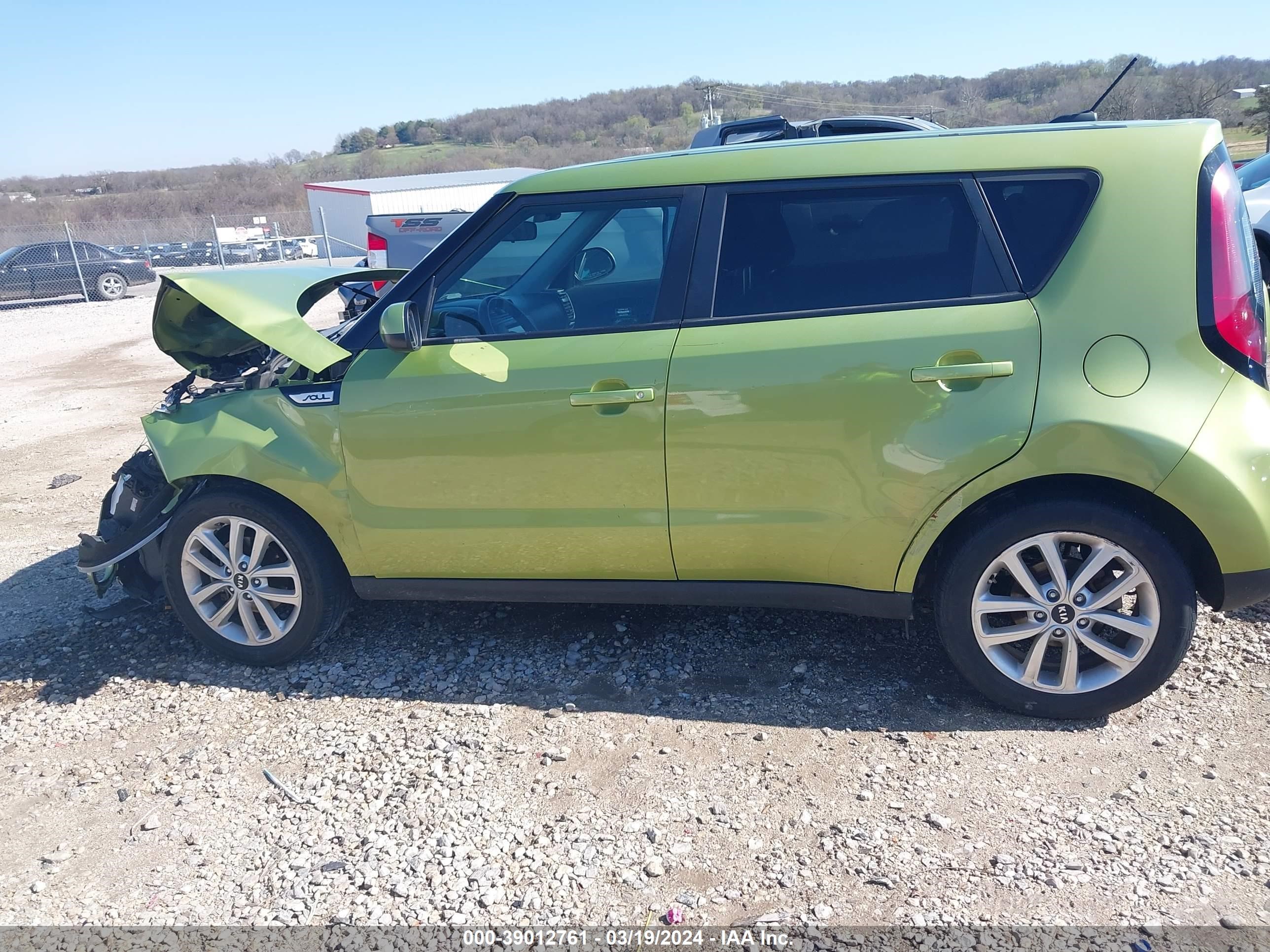 Photo 14 VIN: KNDJP3A5XJ7892374 - KIA SOUL 