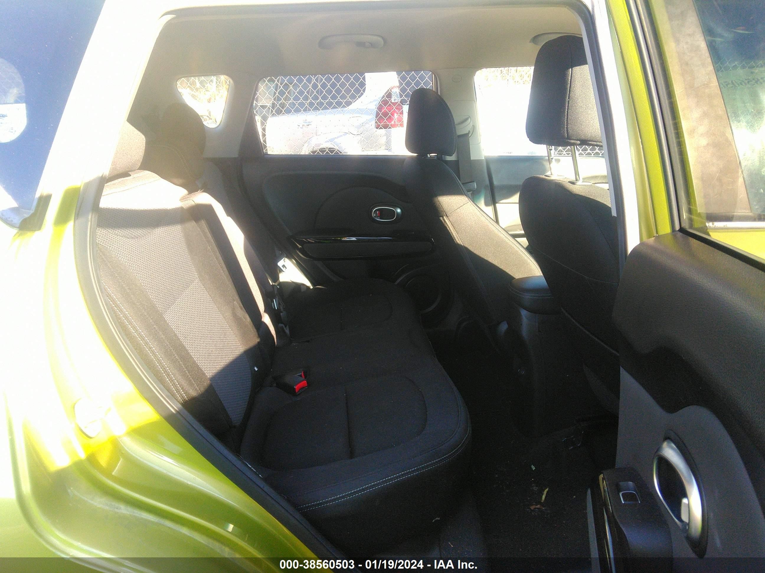 Photo 7 VIN: KNDJP3A5XJ7897607 - KIA SOUL 