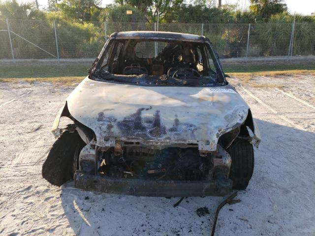 Photo 4 VIN: KNDJP3A5XK7630680 - KIA SOUL + 