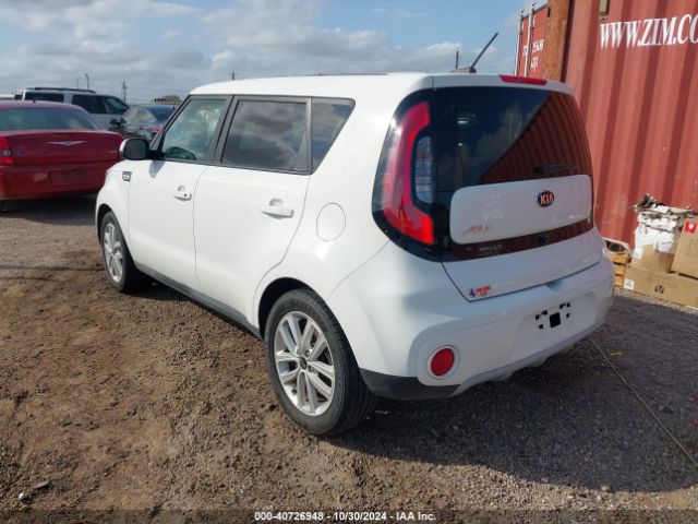 Photo 2 VIN: KNDJP3A5XK7631439 - KIA SOUL 