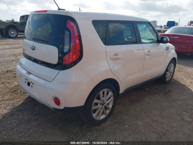 Photo 3 VIN: KNDJP3A5XK7631439 - KIA SOUL 