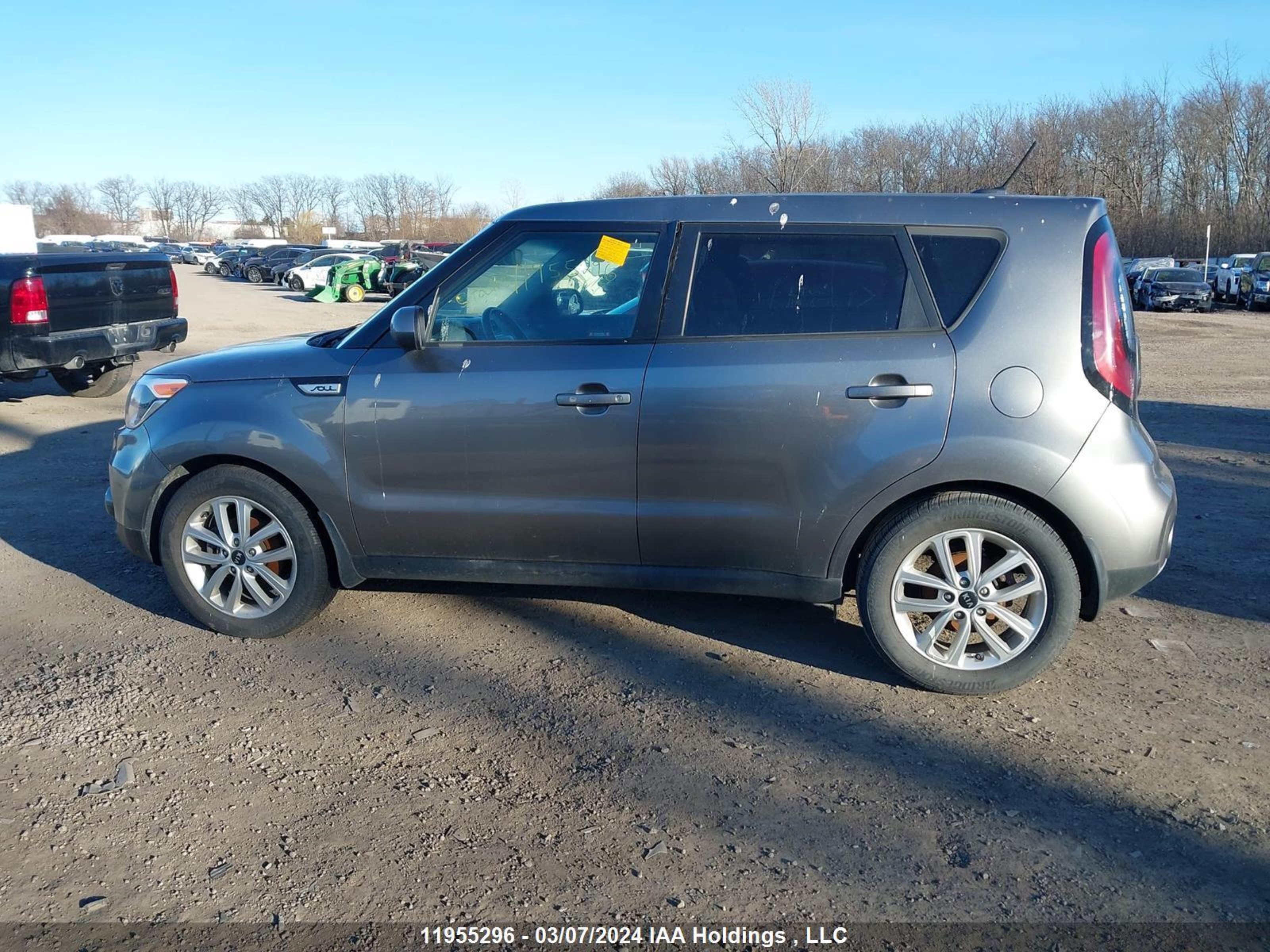 Photo 12 VIN: KNDJP3A5XK7681547 - KIA SOUL 