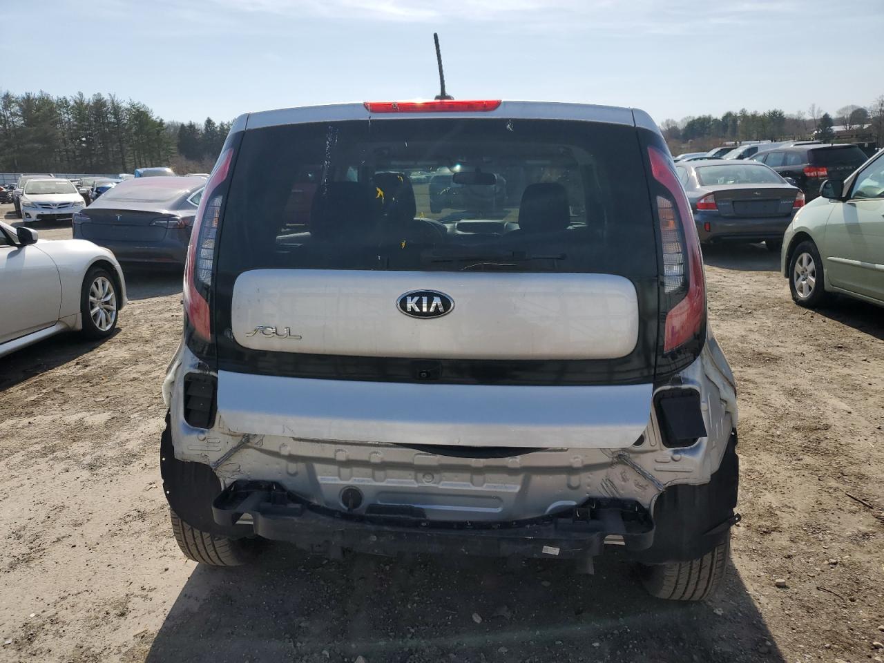 Photo 5 VIN: KNDJP3A5XK7698879 - KIA SOUL 