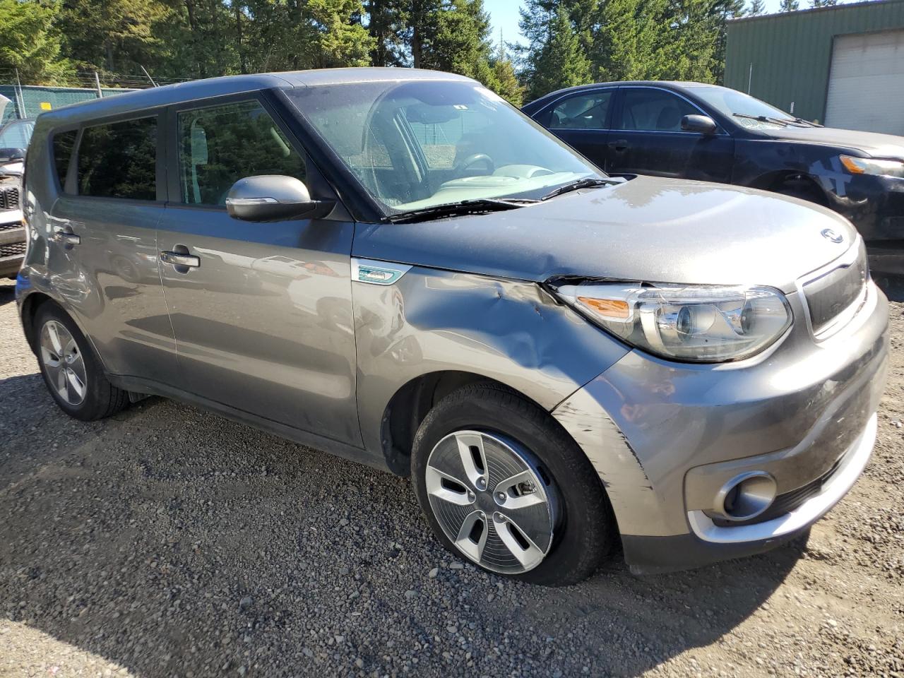 Photo 3 VIN: KNDJP3AE5H7021537 - KIA SOUL 