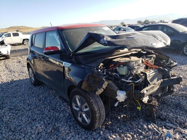 Photo 3 VIN: KNDJP3AE8H7019748 - KIA SOUL EV 