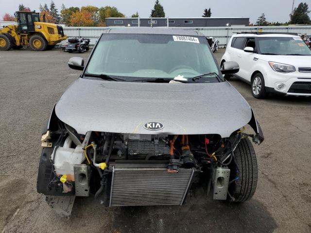 Photo 4 VIN: KNDJP3AE8H7021662 - KIA SOUL EV 