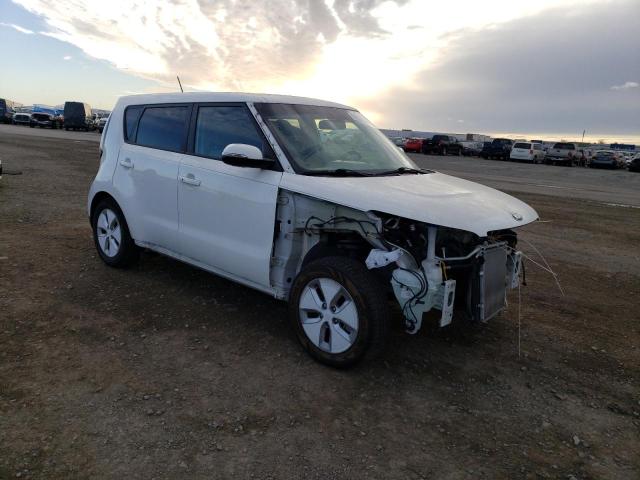 Photo 3 VIN: KNDJP3AEXG7016994 - KIA SOUL EV 