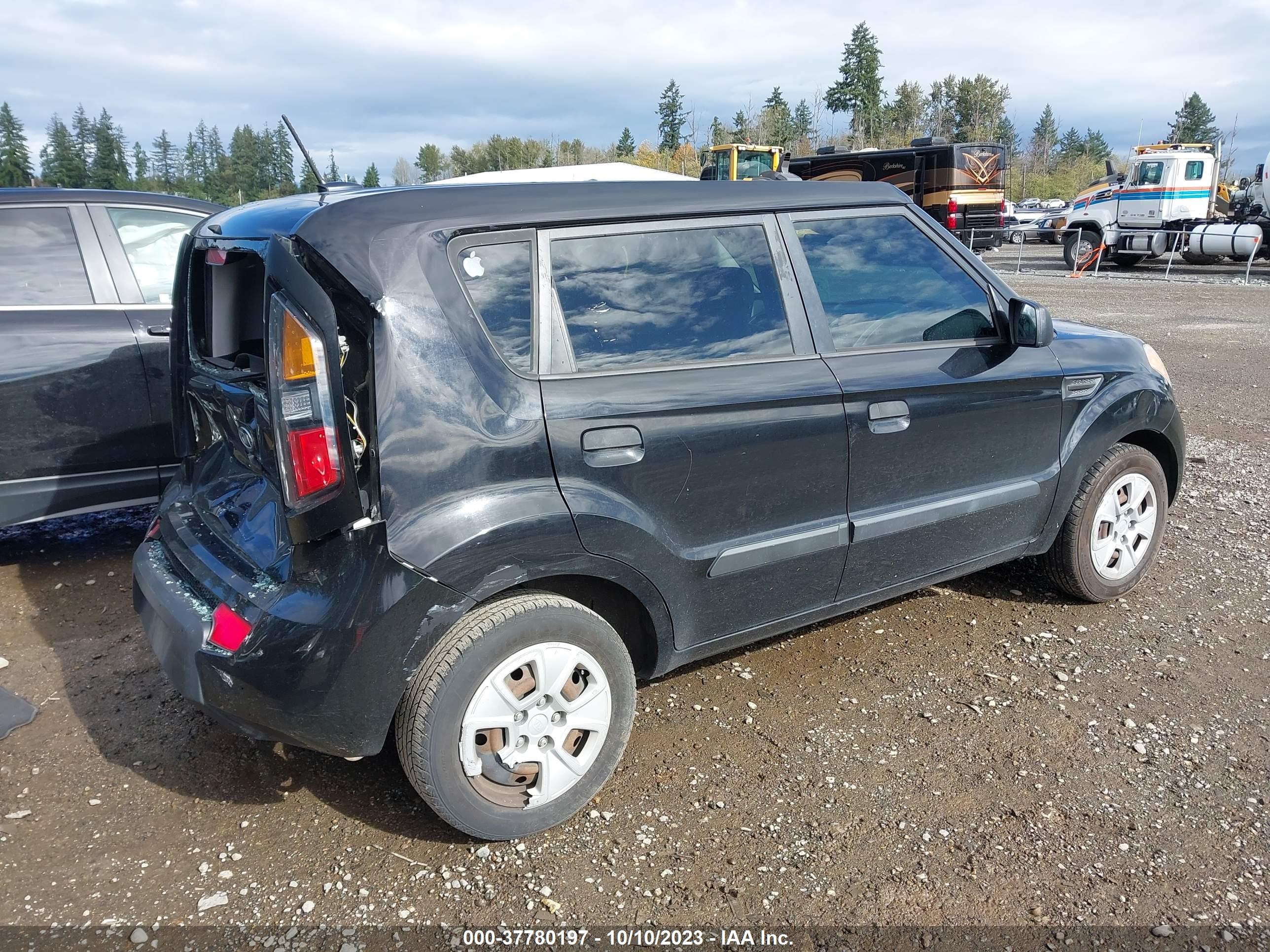 Photo 3 VIN: KNDJT2A10A7190731 - KIA SOUL 