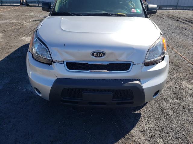 Photo 8 VIN: KNDJT2A10B7716888 - KIA SOUL 