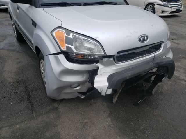 Photo 8 VIN: KNDJT2A11A7106111 - KIA SOUL 