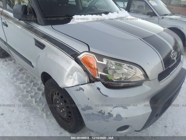 Photo 5 VIN: KNDJT2A12B7713992 - KIA SOUL 