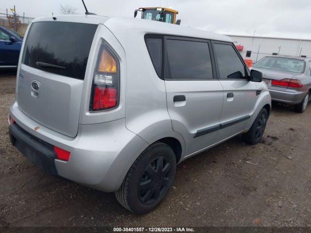 Photo 3 VIN: KNDJT2A15A7106936 - KIA SOUL 