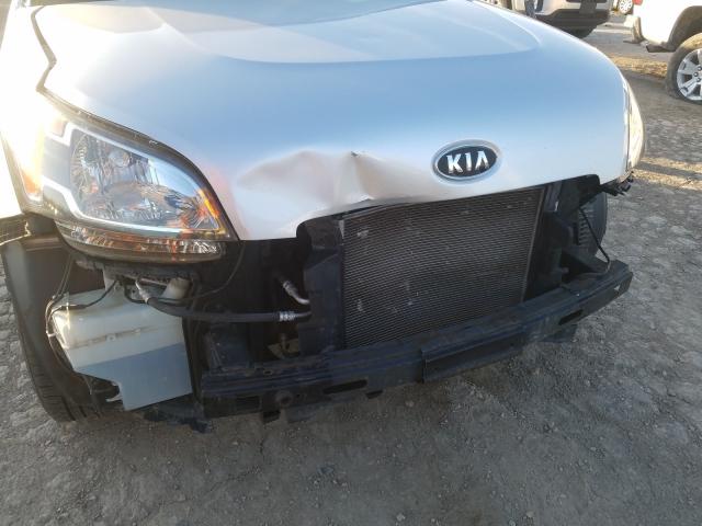 Photo 8 VIN: KNDJT2A15B7709841 - KIA SOUL 