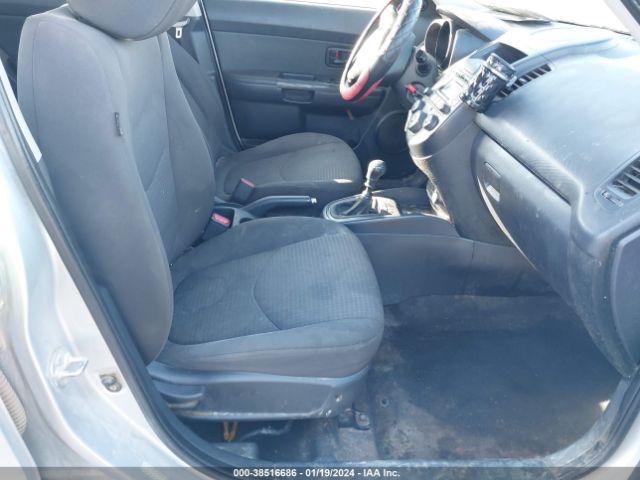 Photo 4 VIN: KNDJT2A15B7715039 - KIA SOUL 