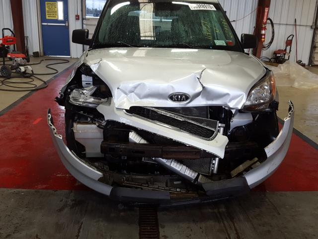 Photo 8 VIN: KNDJT2A17B7289192 - KIA SOUL 