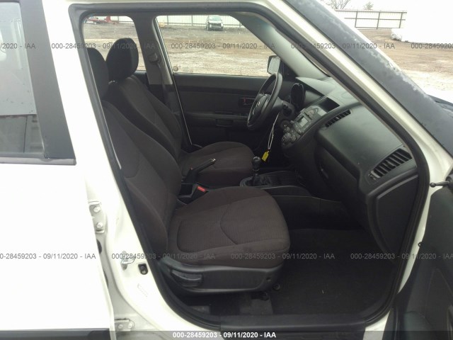 Photo 4 VIN: KNDJT2A19B7322659 - KIA SOUL 