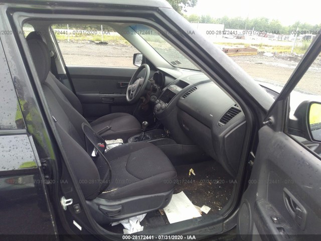 Photo 4 VIN: KNDJT2A1XA7028380 - KIA SOUL 