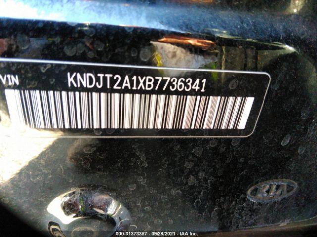 Photo 8 VIN: KNDJT2A1XB7736341 - KIA SOUL 