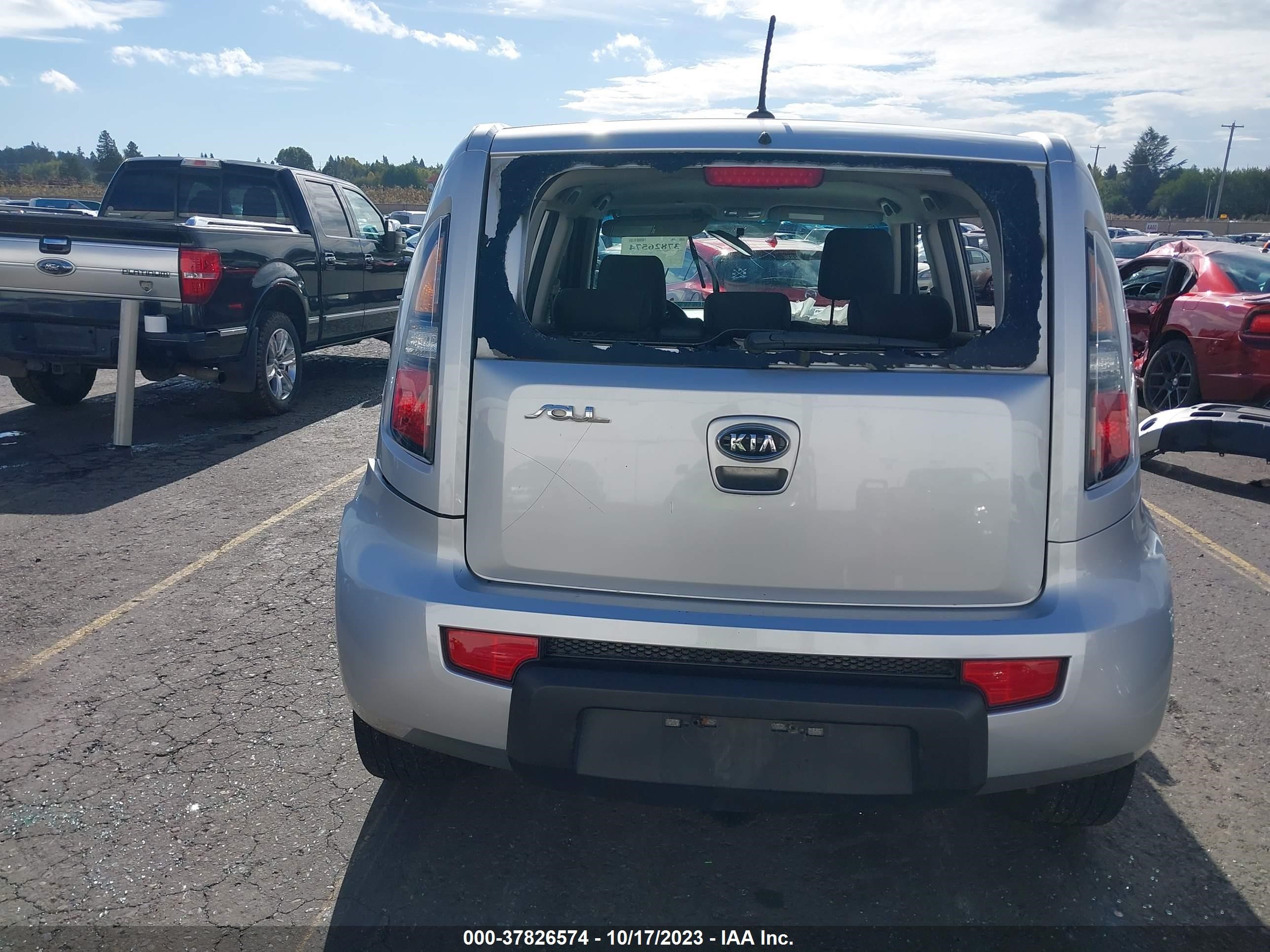 Photo 15 VIN: KNDJT2A20A7068587 - KIA SOUL 