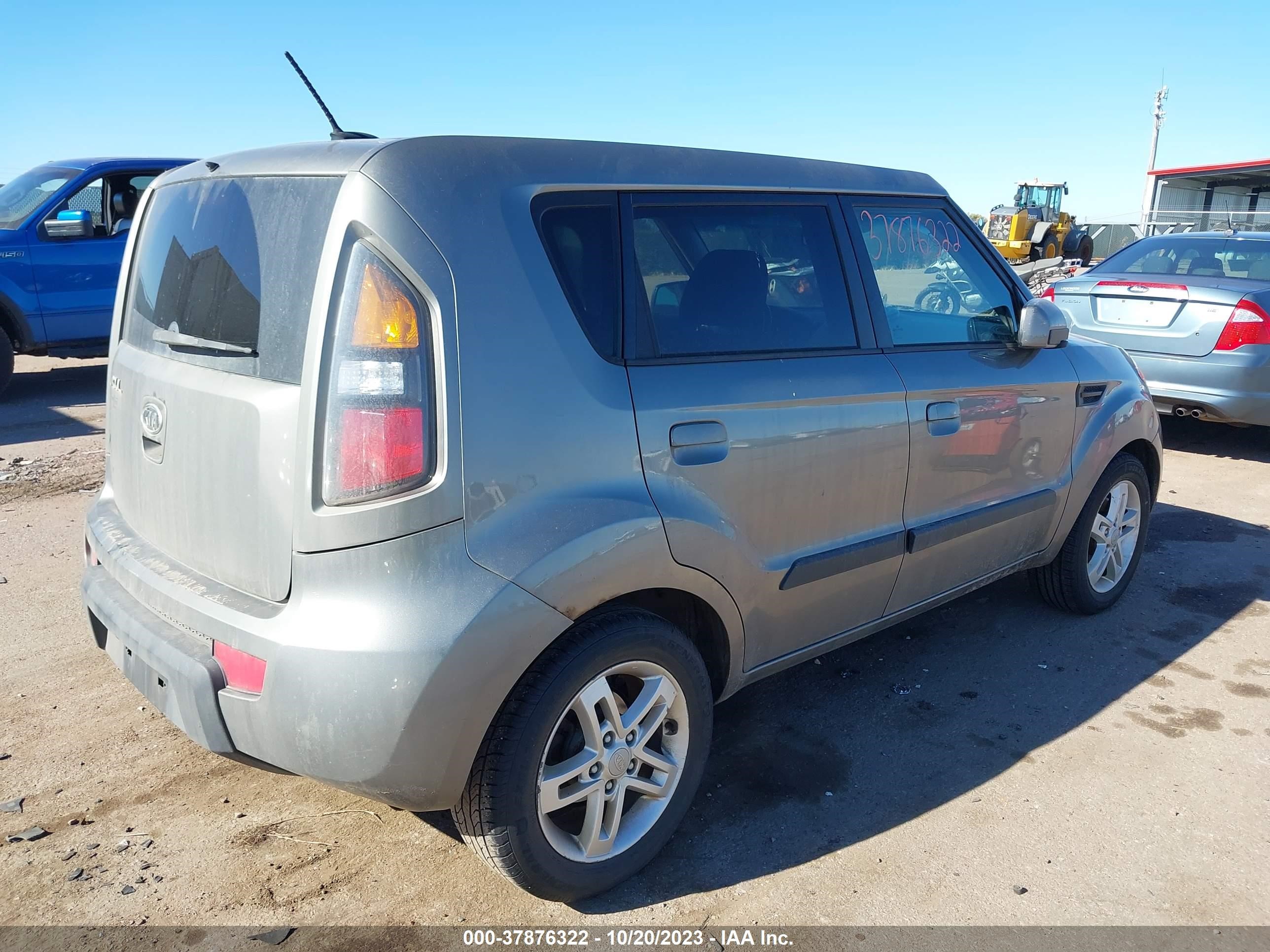 Photo 3 VIN: KNDJT2A20A7144356 - KIA SOUL 