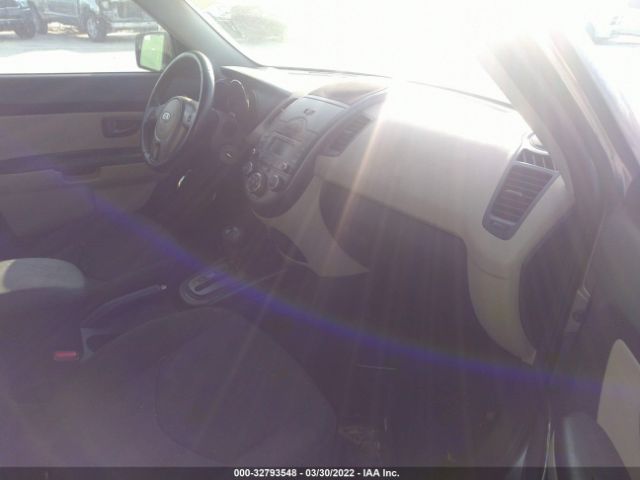 Photo 4 VIN: KNDJT2A20A7176742 - KIA SOUL 